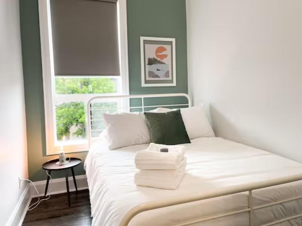Lake Superior Boutique Hotel Тандер-Бей Экстерьер фото
